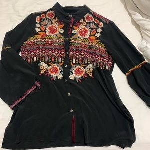 Johnny was blouse